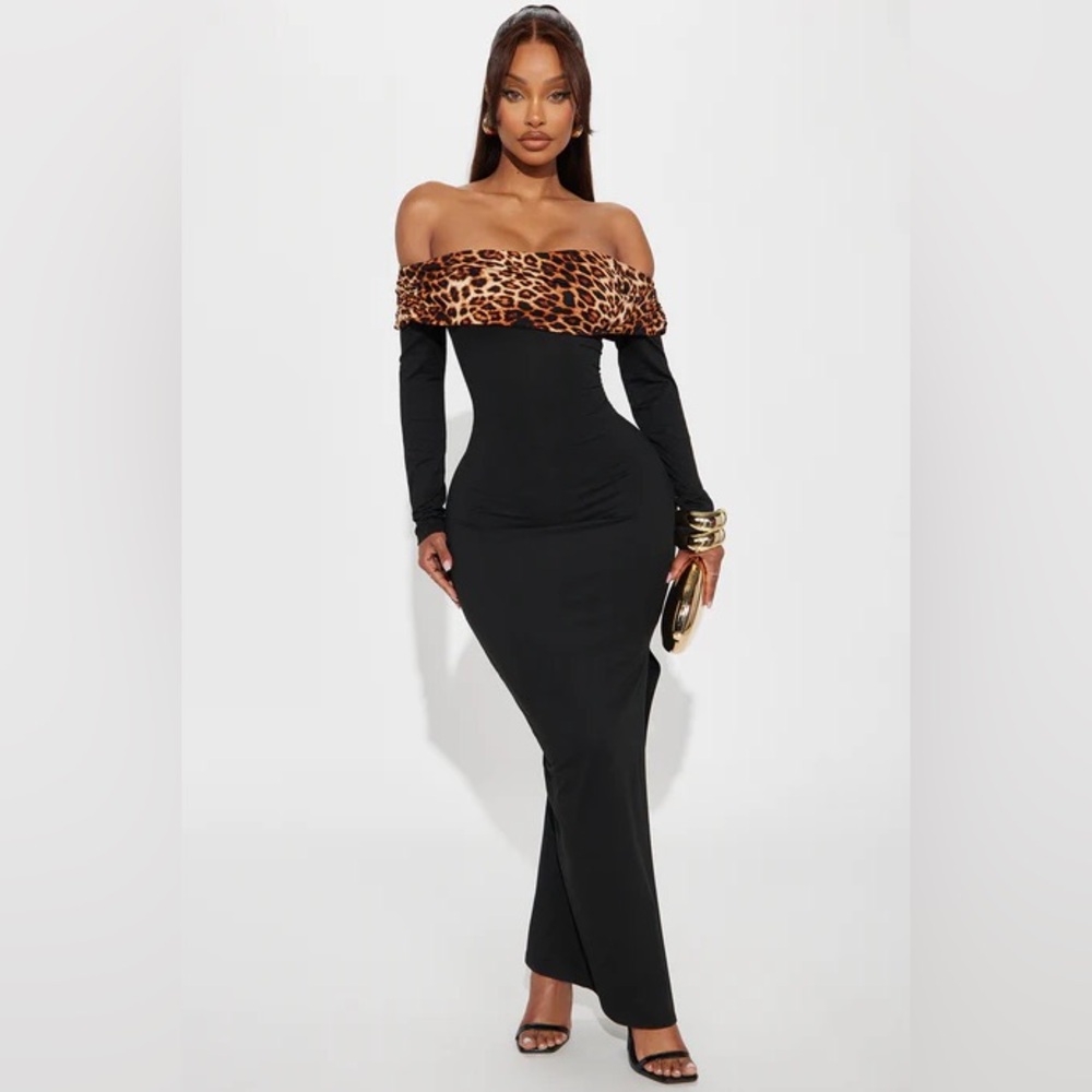 Off-Shoulder Maxi Dress w/ Leopard Detai